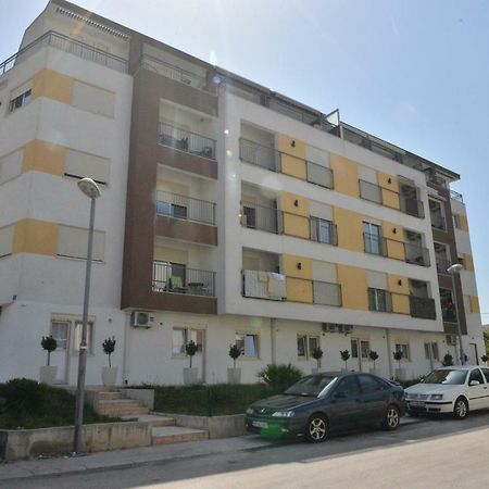 Helada Apartments ティヴァト エクステリア 写真