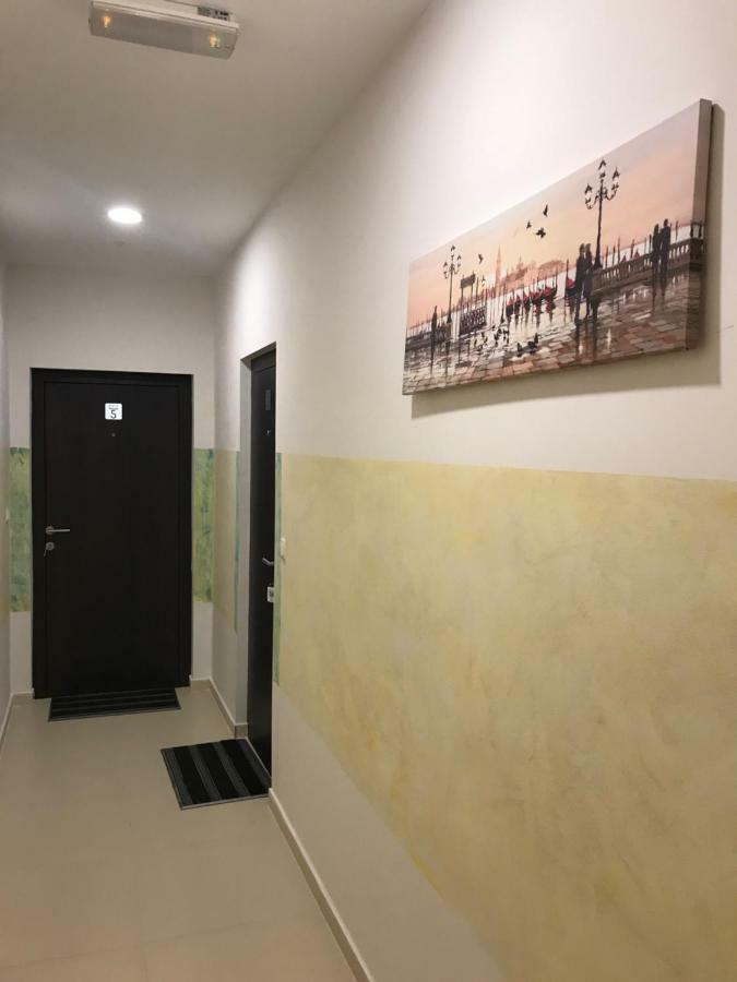 Helada Apartments ティヴァト エクステリア 写真
